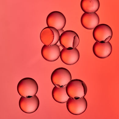 image of bubbles formulating hyaluronic acid